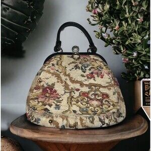 Vintage Carpetbag Handbag Needlepoint Tapestry by Jaclyn USA